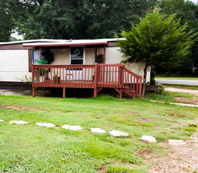 Simpsonville Mobile Home Park Picture 4