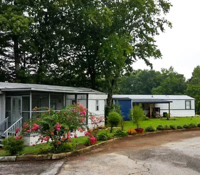 Simpsonville Mobile Home Park Picture 5