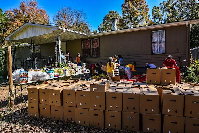 Hilltop Mobile Home Park Picture 7