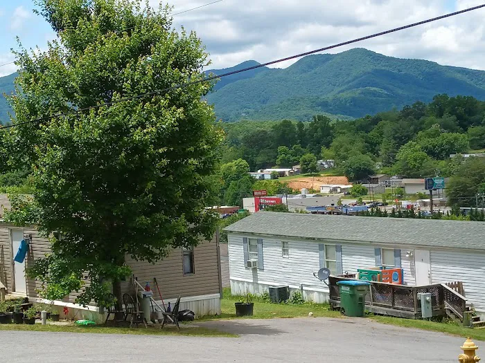 Hilltop Mobile Home Park Picture 1