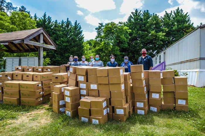 Hilltop Mobile Home Park Picture 10