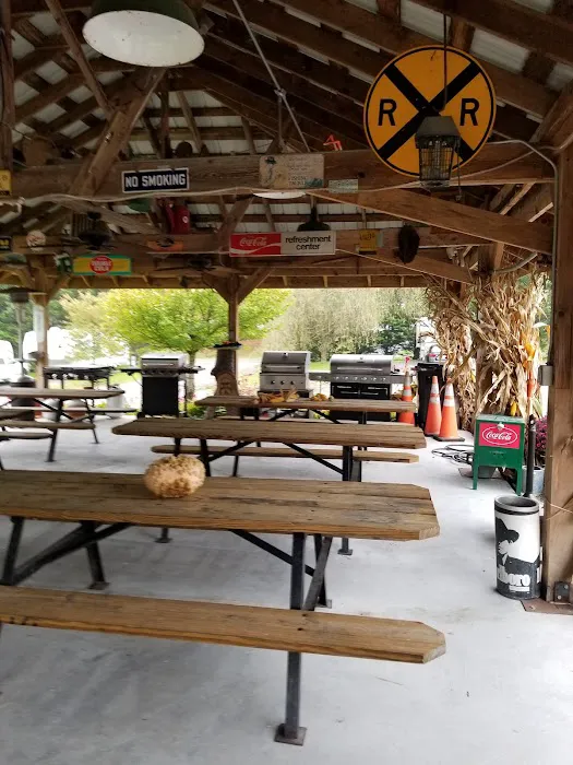 Jessie Lea RV Park & Campground Picture 9