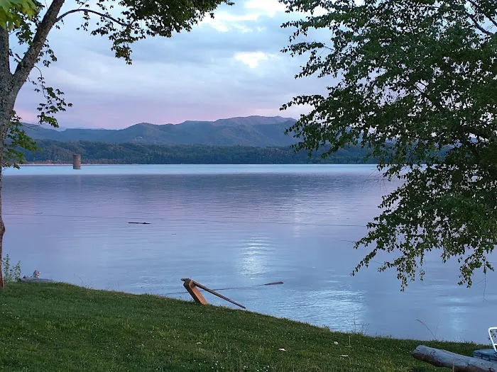 Lake Side RV Park Picture 7