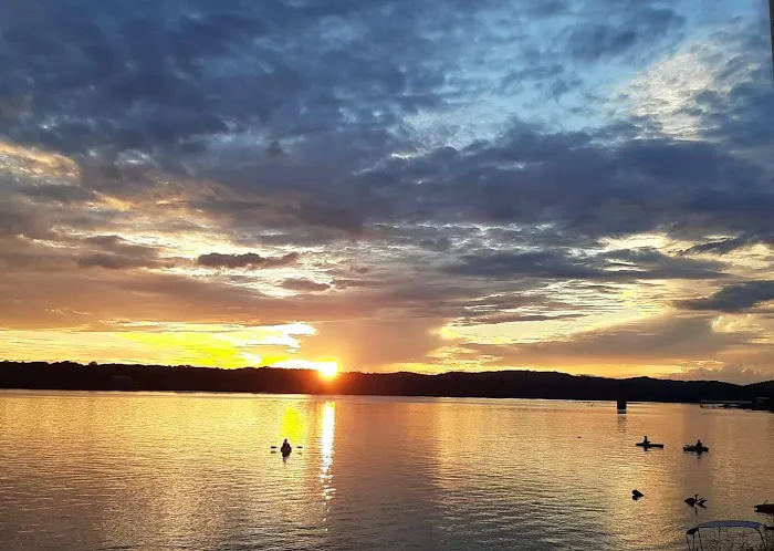 Lake Side RV Park Picture 5