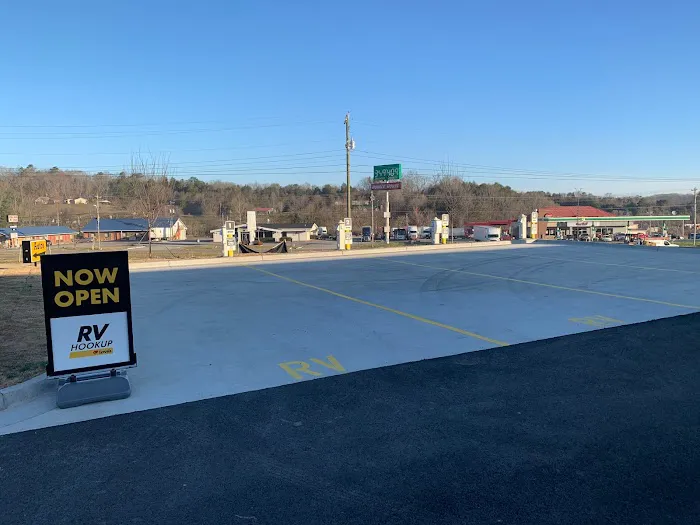 Love's RV Hookup Picture 1