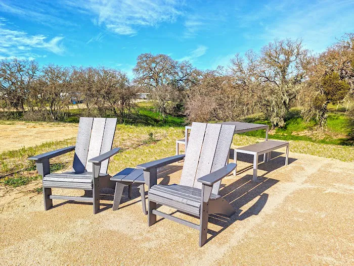 Vinyl Vineyards Picture 9