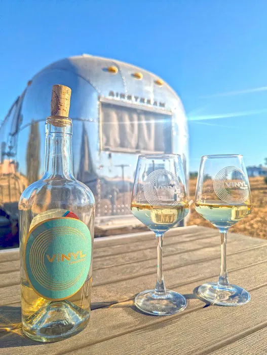 Vinyl Vineyards Picture 8