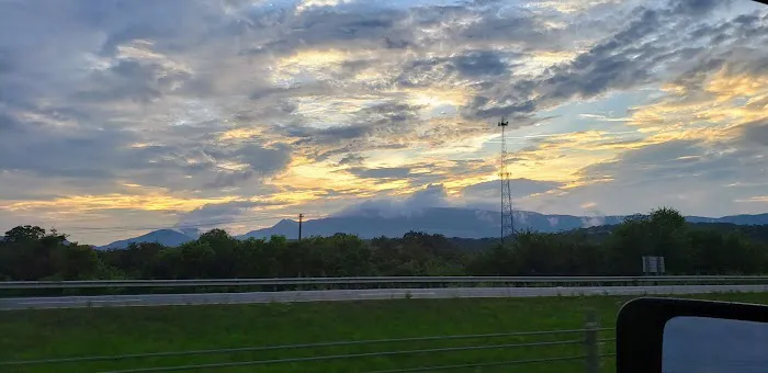 Magnolia Ridge mobile home community Picture 4