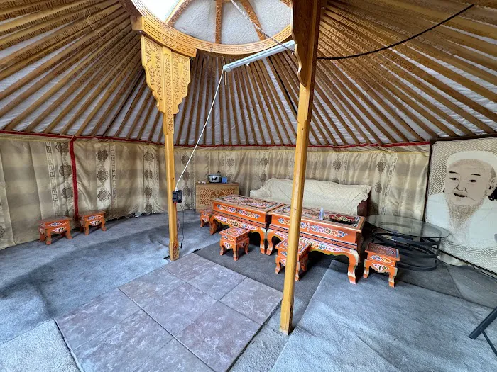 Mongolian camp Picture 4