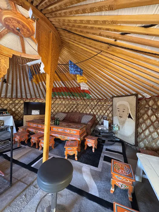 Mongolian camp Picture 3