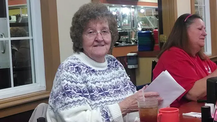 Country Side Mobile Home Park Picture 10