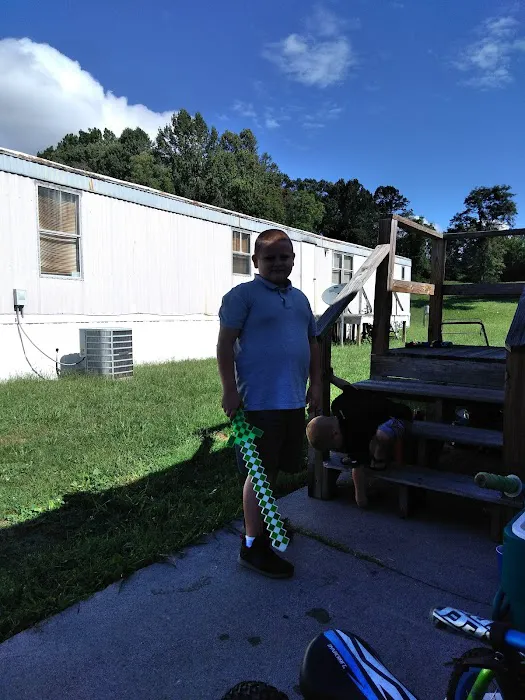 Ball Trailer Parks Picture 2