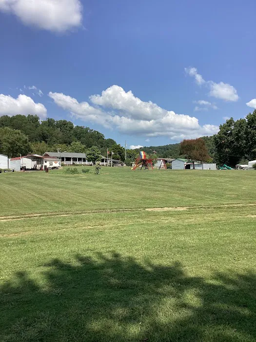 Cedar Cove RV Resort Picture 8