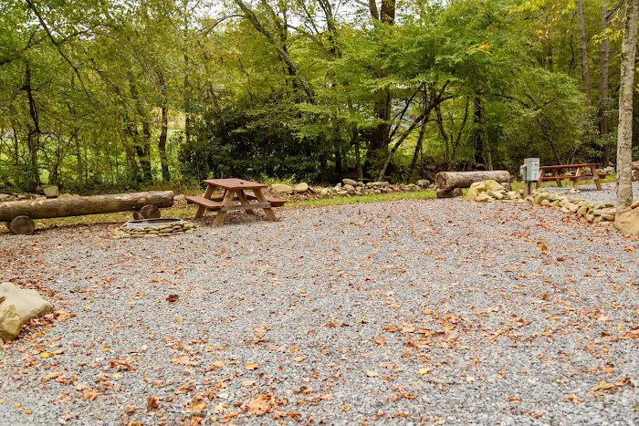 Hidden Stills RV Campground - Smoky Mountains Tennessee Picture 10