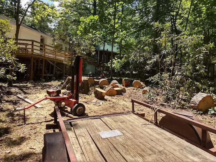 Edge of Smokies Campground Picture 7