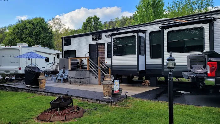 Miss Daisy's Tennessee Rentals Picture 1