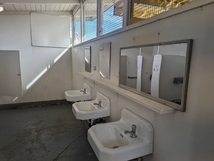 Mecca Beach Campground Picture 6