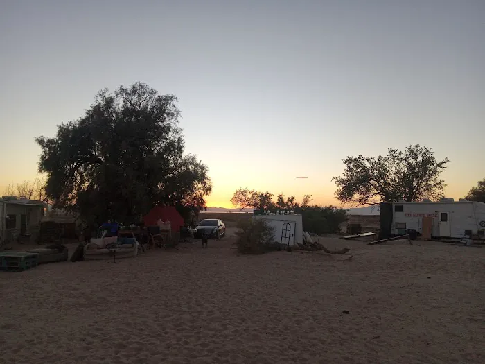 Sonny's Compound Picture 8