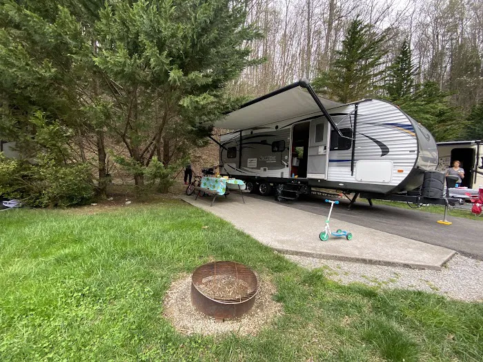 Twin Creek RV Resort Picture 4