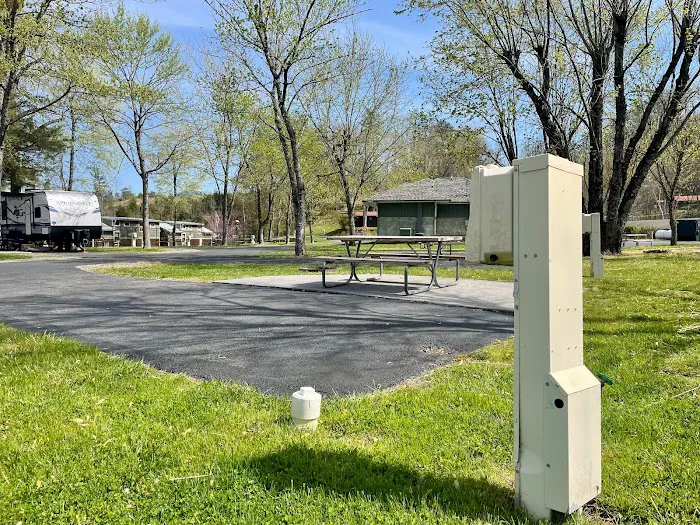 Foothills RV Park & Cabins Picture 6