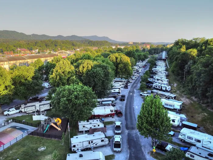 Camp Riverslanding Picture 3