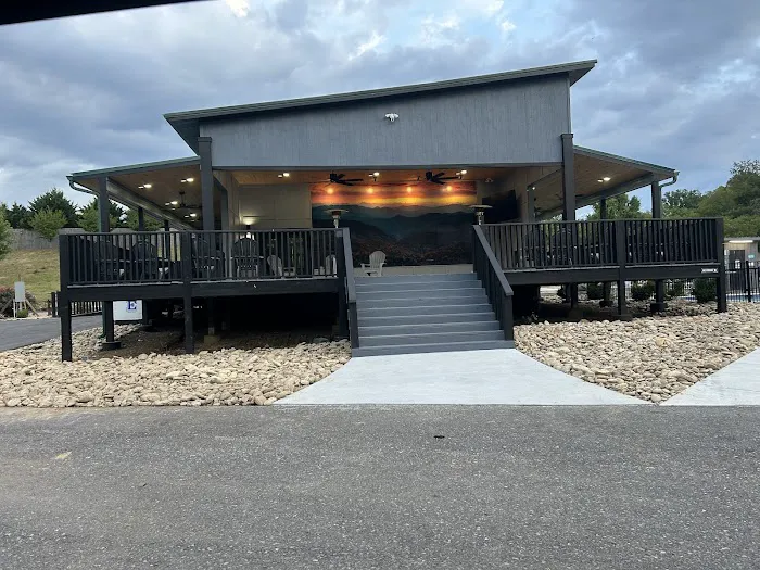 Buddy Bear in the Smokies RV Campground Picture 7