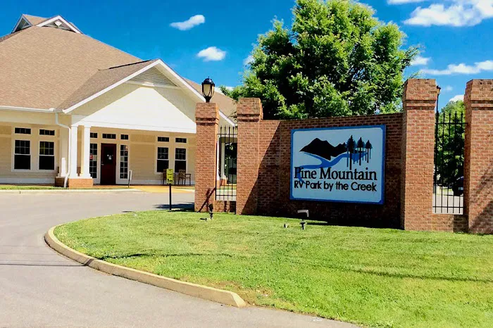 Pine Mountain RV Park Picture 3