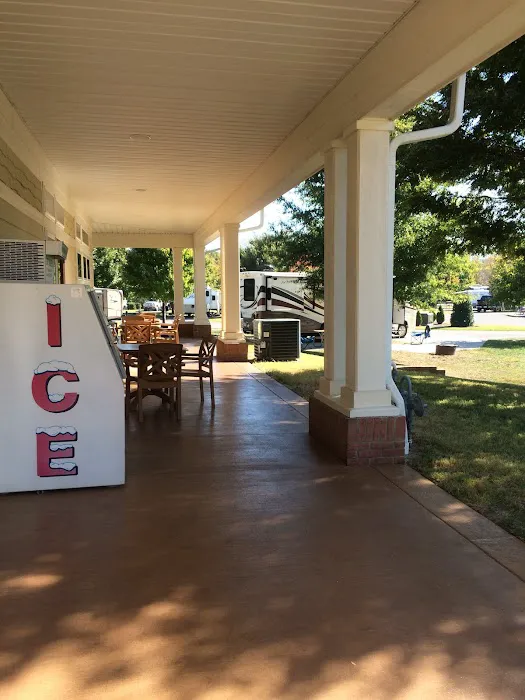 Pine Mountain RV Park Picture 9