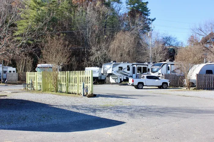 Holy Smokies RV Park & Glamping Picture 1