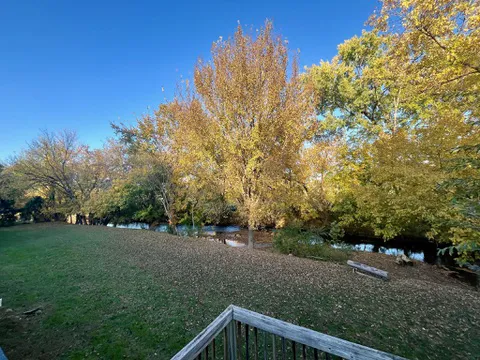 Holy Smokies RV Park & Glamping Picture 5