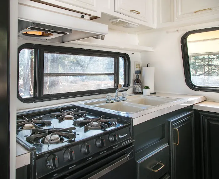 Dream Catcher RV Park & Campground Picture 8