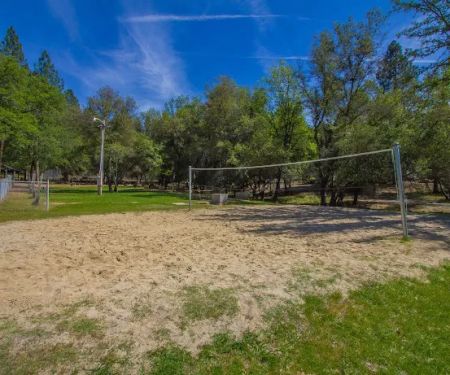 Thousand Trails Lake of the Springs