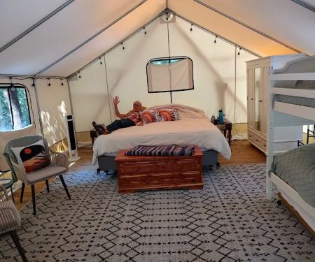 Blue Ridge Falls Rv Resort (Formerly Riverbend RV Resort