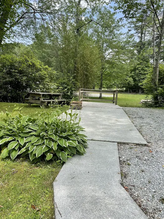 Blue Ridge Falls Rv Resort (Formerly Riverbend RV Resort Picture 6