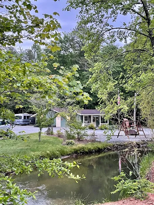 Blue Ridge Falls Rv Resort (Formerly Riverbend RV Resort Picture 8