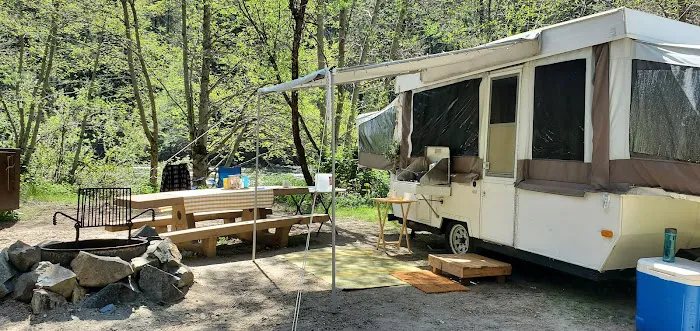 Carlton Campground Picture 1