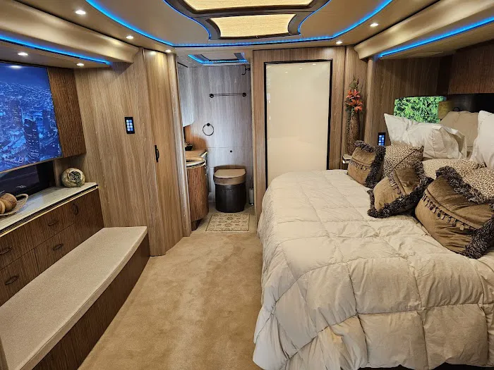 Mountain Falls Luxury Motorcoach Resort Picture 2