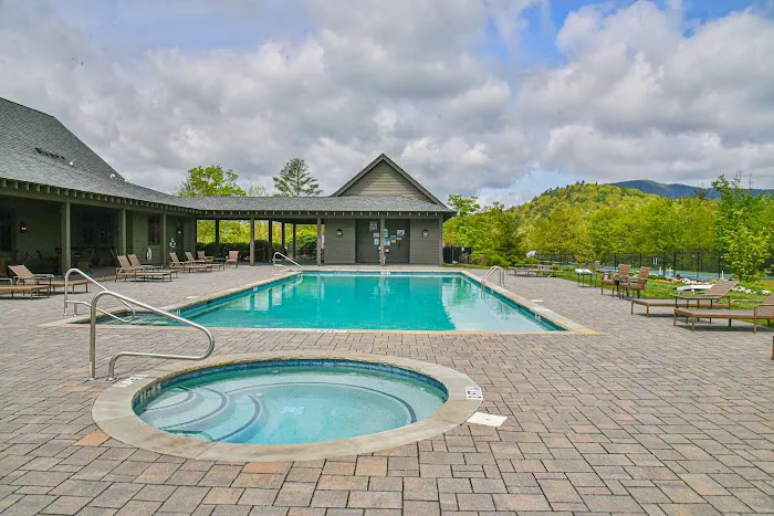 Mountain Falls Luxury Motorcoach Resort Picture 3