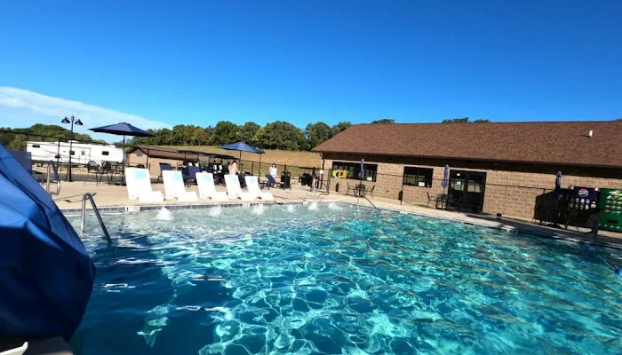 Forest Grove RV Resort Picture 6