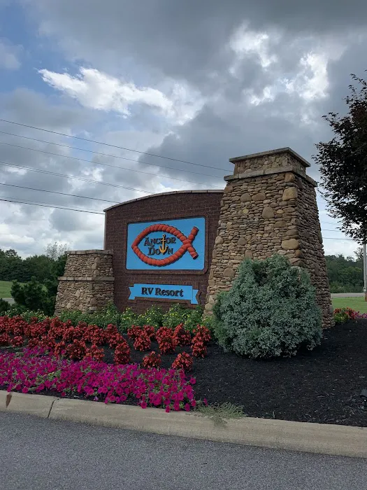 Anchor Down RV Resort Picture 10