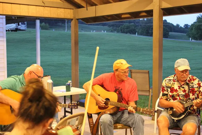 Dumplin Valley Farm RV Park Picture 10