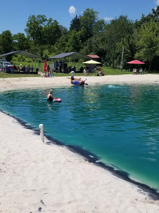 Sunset Cove RV Park and Campground Picture 3