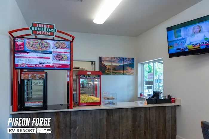 Pigeon Forge RV Resort Picture 9