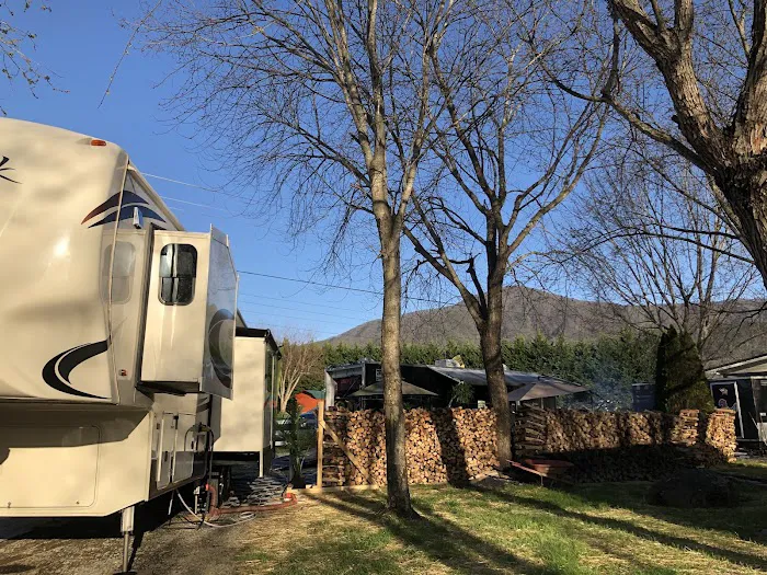 Appalachian RV Resort Picture 4