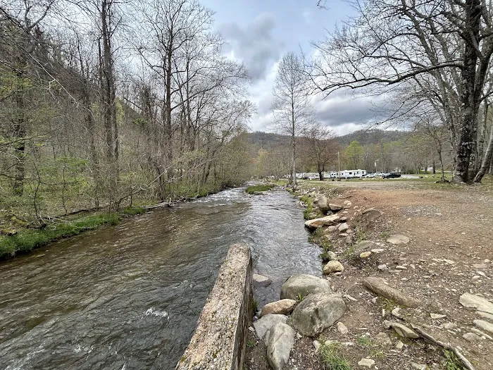 Happy Holiday RV Village Picture 1