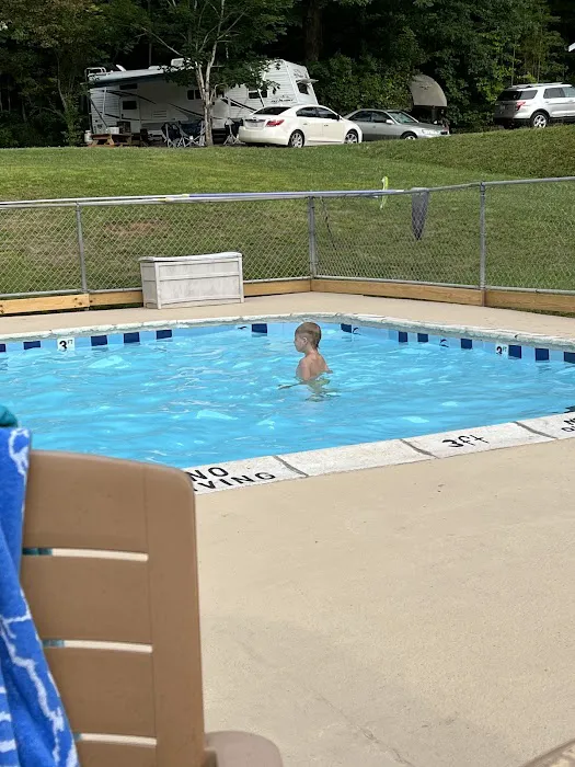 Flaming Arrow Campground & RV Picture 7