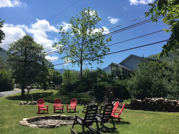 Rippling Waters Creekside RV Park Picture 3