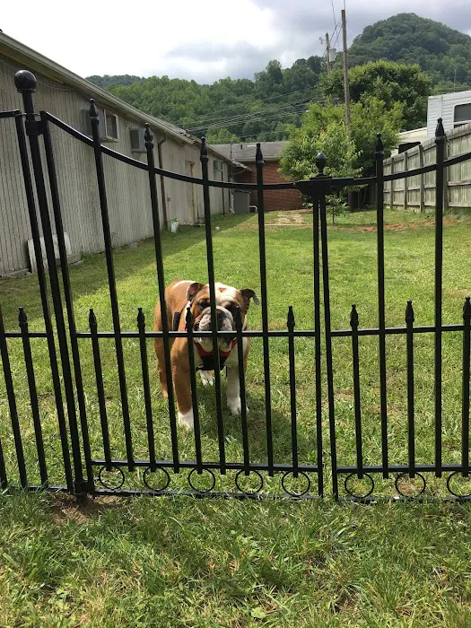 Rippling Waters Creekside RV Park Picture 2