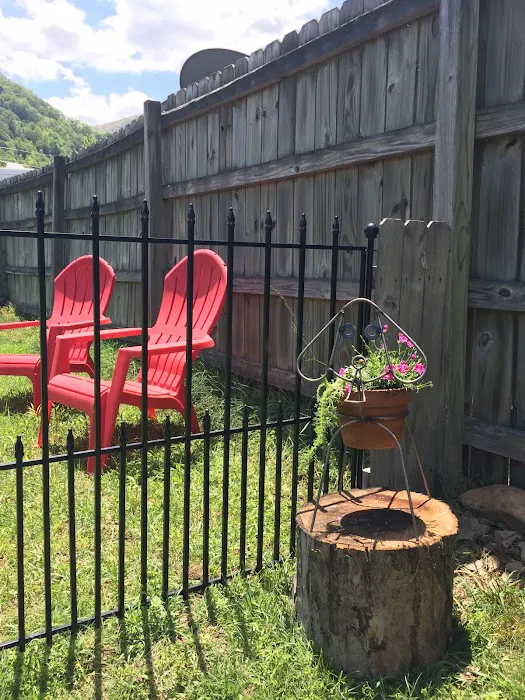 Rippling Waters Creekside RV Park Picture 5