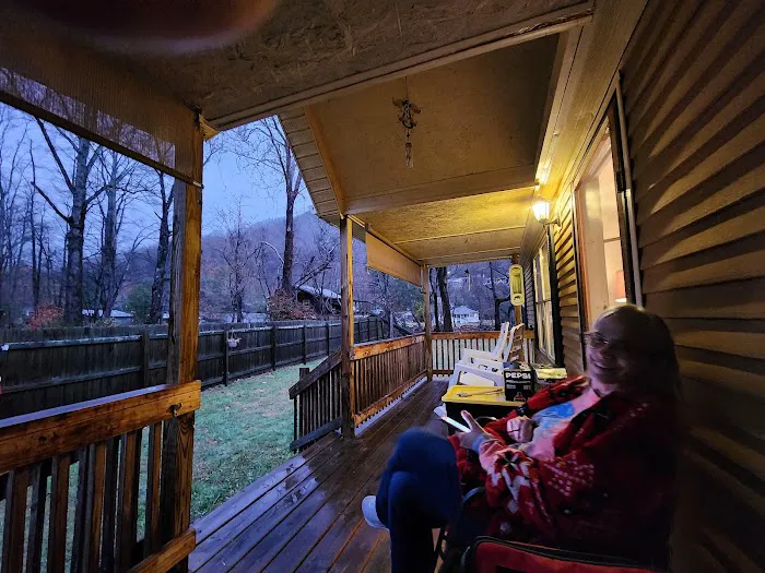 Rippling Waters Creekside RV Park Picture 7